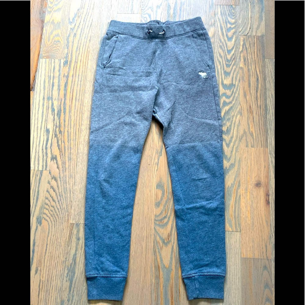 Abercrombie boys joggers size 11/12 y
